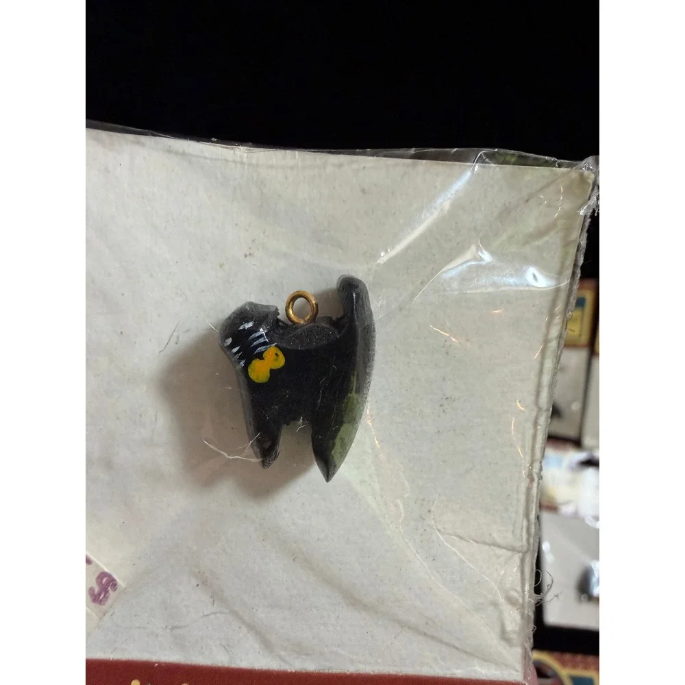 Vintage Mini Memories Black Cat Halloween Charms Lot of 9 Miniature Craft 08773